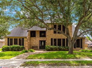 4705 Schwerin Lake Dr, Corpus Christi, TX 78413
