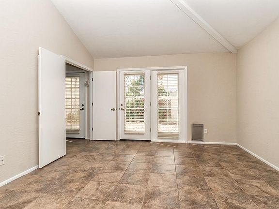 4th image of 4206 E Friess Dr