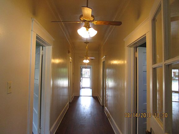 3rd image of 110 Columbia Ave