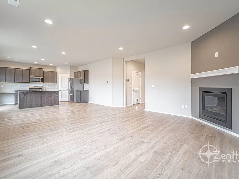 2608 S White Salmon Dr — Photo 13