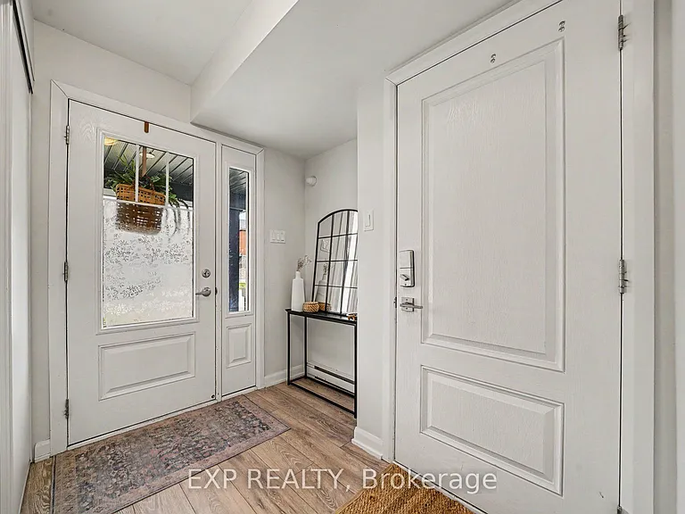 108 Teelin Cir — Photo 4