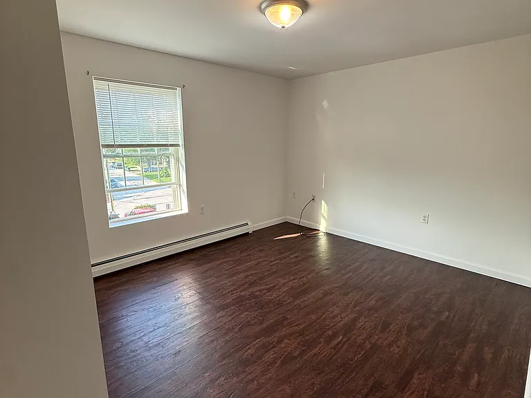 661 Bell St #10 — Photo 9
