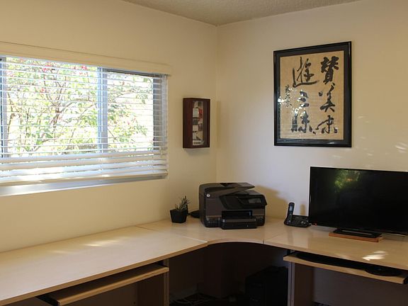 5th image of 21371 Pacific Coast Hwy APT 4A