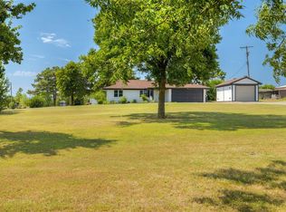 18280 NE 10th St, Harrah, OK 73045