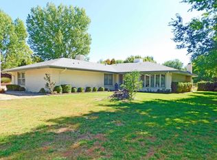 821 W 24th St, Farmington, NM 87401
