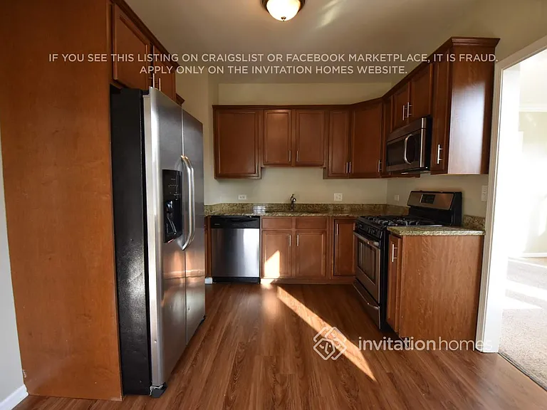 600 W 3rd St — Photo 4