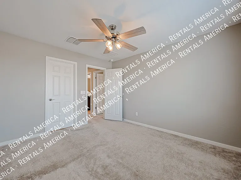 15713 W Woodlands Ave — Photo 15