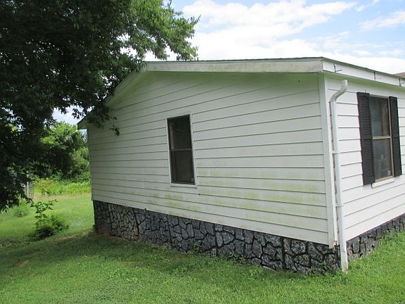 2nd image of 1023 Saludas Ln
