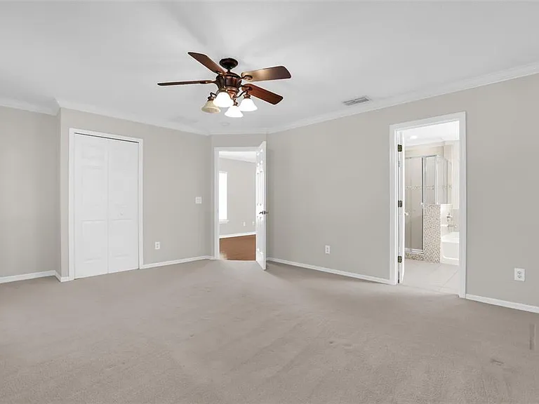 2165 Ridgewood St — Photo 21