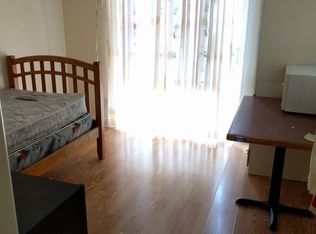 725 Hausten St, Honolulu, HI 96826