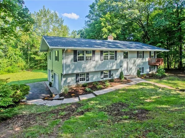 1640 Hill Street, Suffield, CT 06078