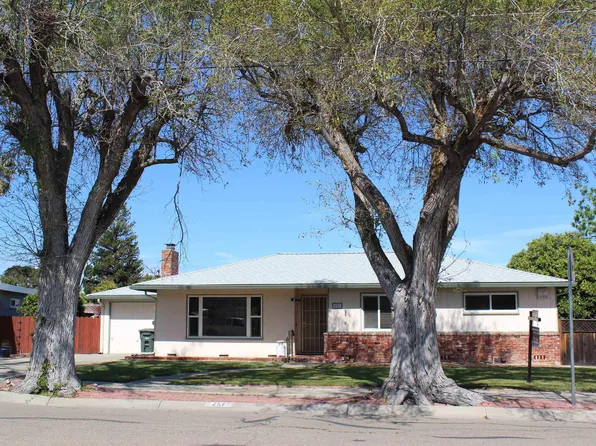 257 Redondo Dr, Pittsburg, CA 94565