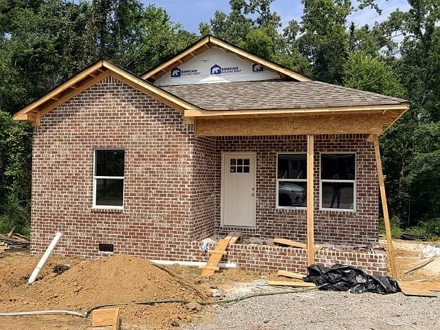 1st image of 185 Hardin Rd