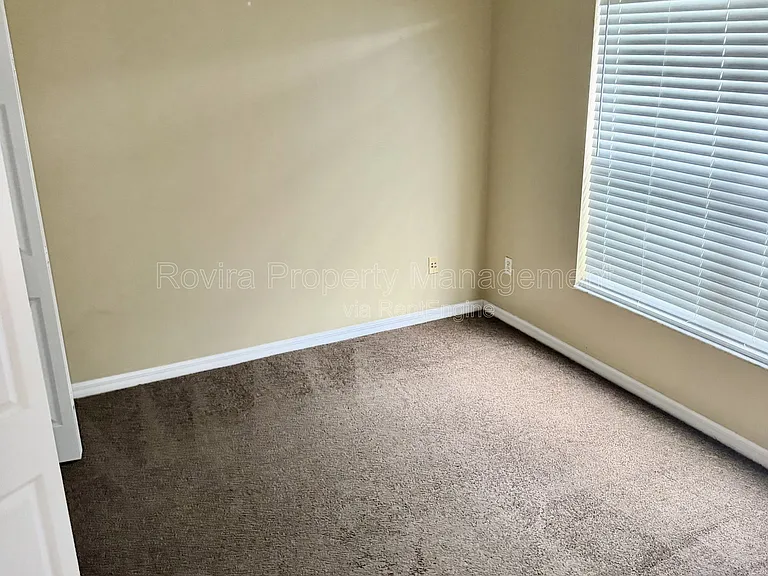 1326 Aguacate Ct — Photo 10