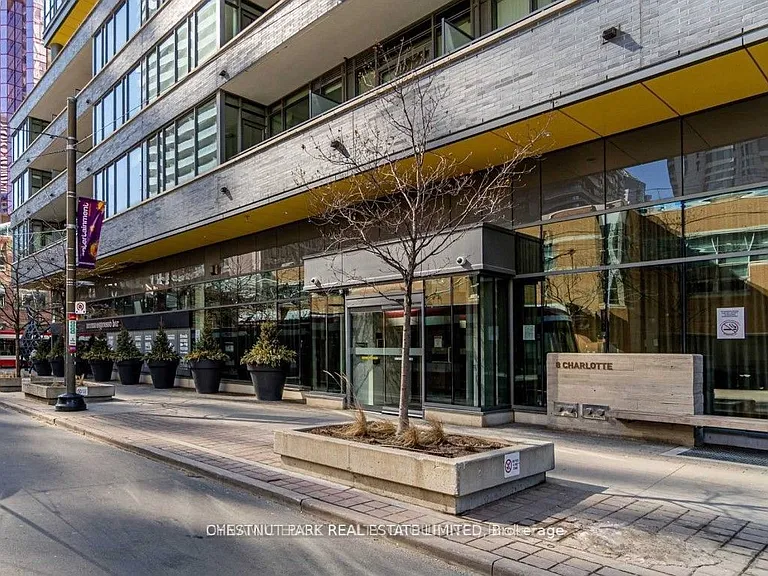 8 Charlotte St #2904 — Photo 2