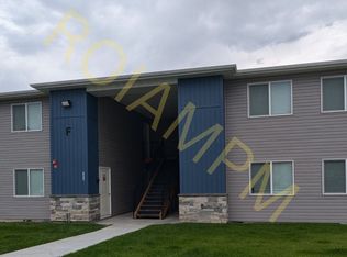 1215 S Eisenhower St #E2, Jerome, ID 83338
