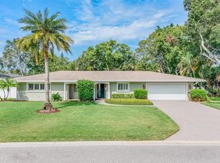 1746 Meredith Ln, Belleair, FL 33756