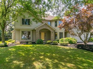 9 Shadow Crk, Penfield, NY 14526