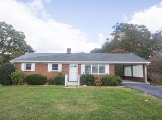335 Rainbow Forest Dr, Lynchburg, VA 24502