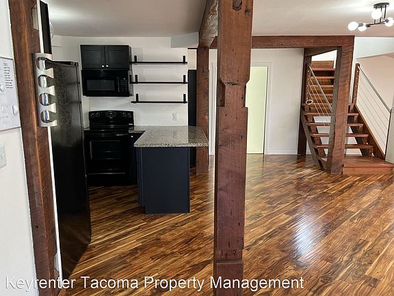 3rd image of 11001 8th Avenue Ct S