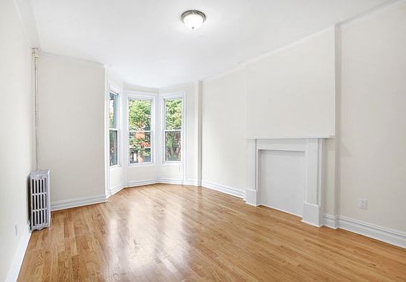 2nd image of 262 12th St APT 2L
