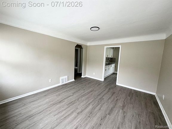 2nd image of 19457 Gilchrist St