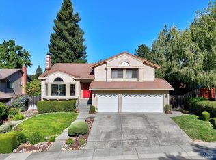 2877 Saint Andrews Rd, Fairfield, CA 94534
