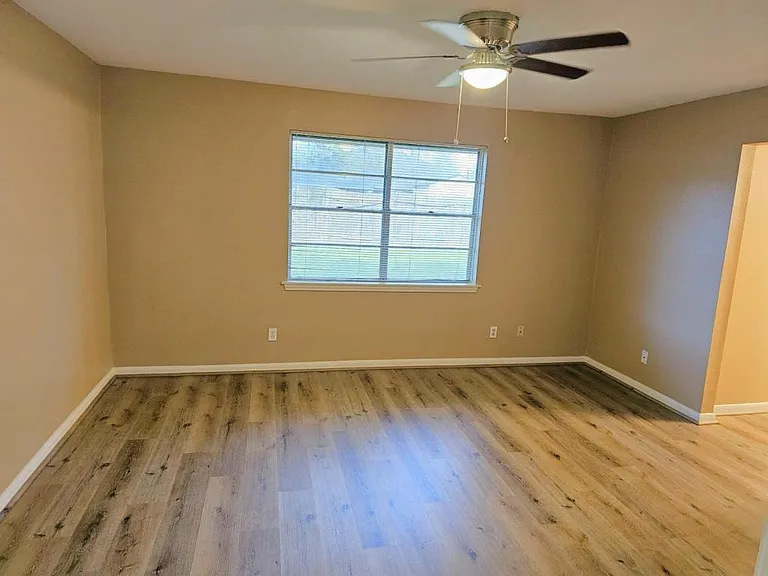 2327 Shadbury Ct — Photo 23
