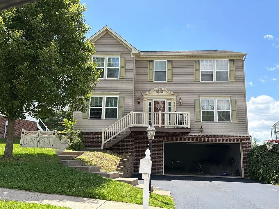 1st image of 609 Glengarry Ct