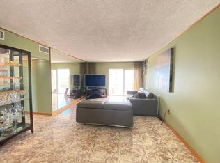 400 Kings Point Drive #1423, Sunny Isles Beach, FL 33160