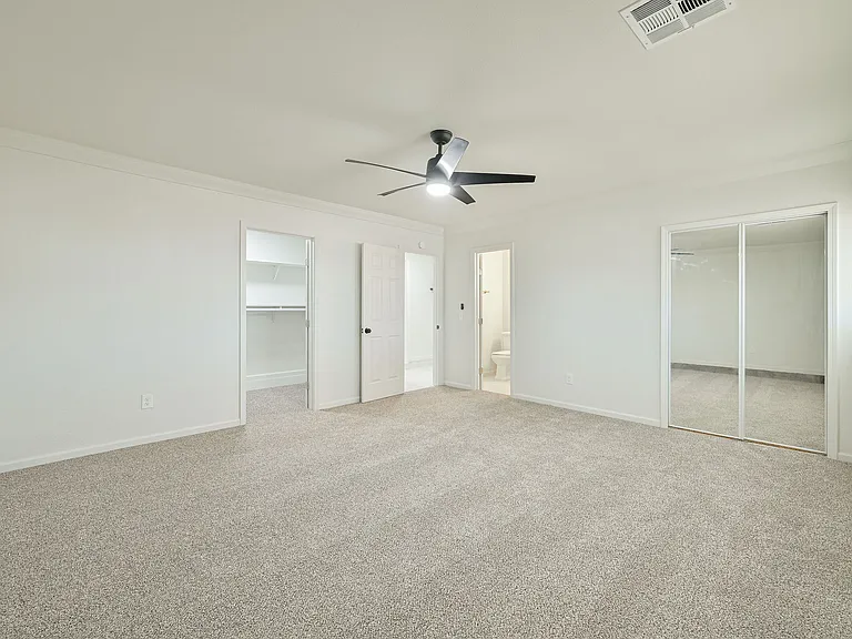 4001 SE 45th St — Photo 25