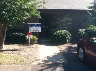 1722 12th St NE, Hickory, NC 28601