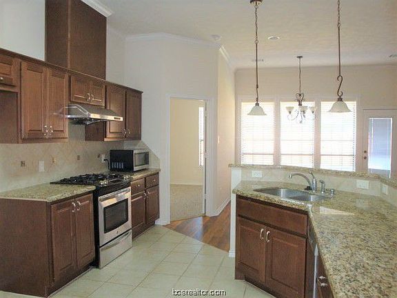 5th image of 1023 Emerald Dove Ave