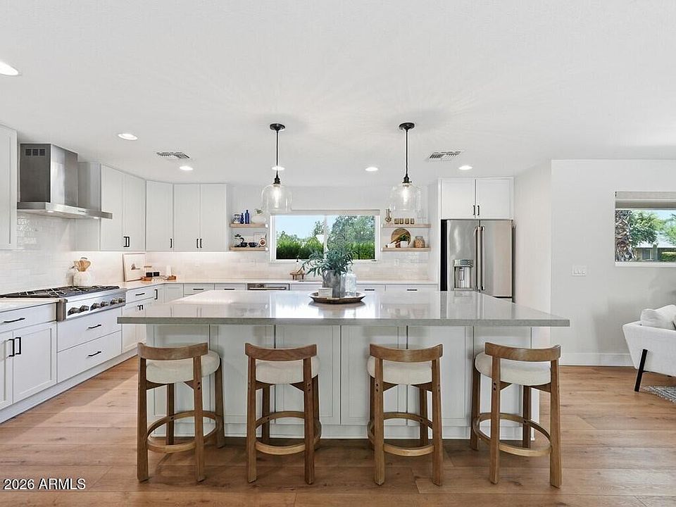 1st image of 5102 E POINSETTIA Drive