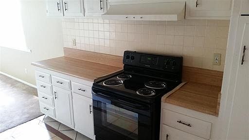 2nd image of 212 Buena Vista Dr