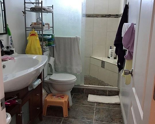 5th image of 20732 Claretta Ave