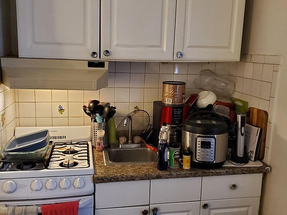 3rd image of 1330 Pine St APT B204