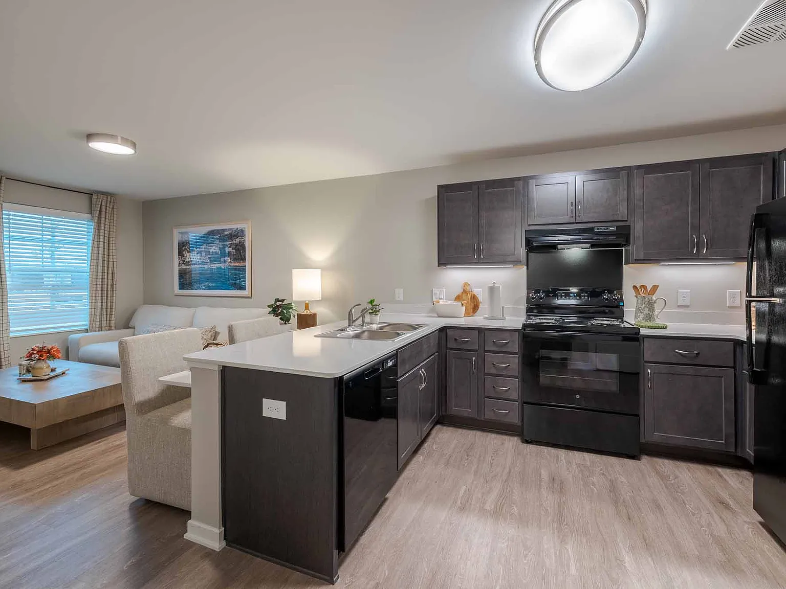 Berwyn East Place — Photo 3