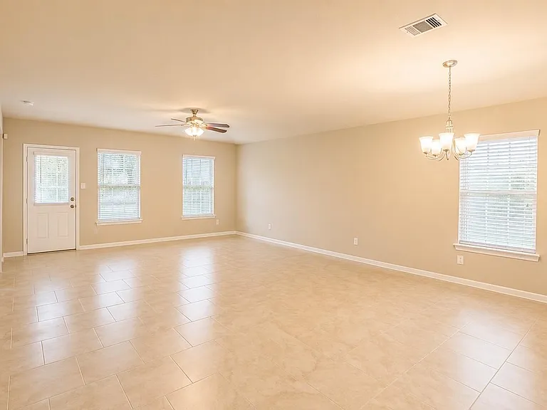 3403 McDonough Way — Photo 3