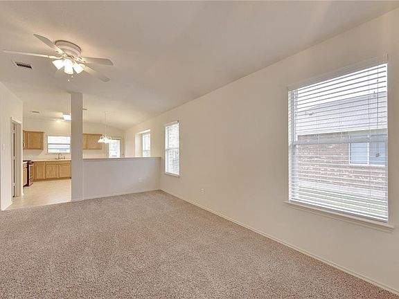 3rd image of 1113 Whitley Dr