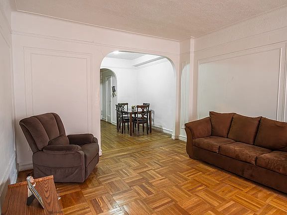 2nd image of 754 Brady Ave APT 303