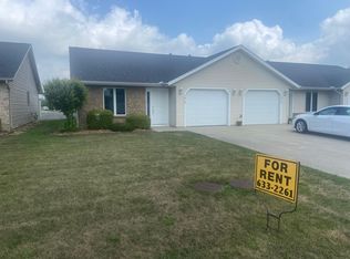 1414 Rays Dr, Bryan, OH 43506