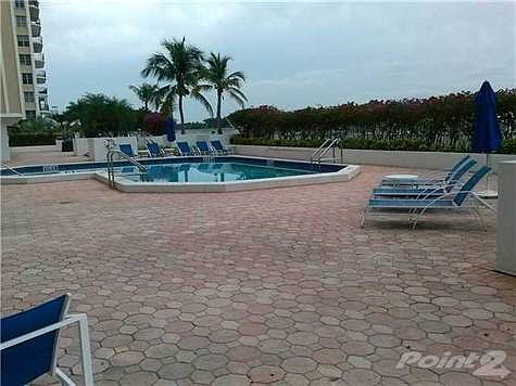 4th image of 5700 Collins Ave APT 10D