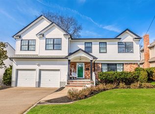 51 Convent Road, Syosset, NY