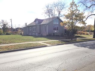 1233 Lake Ave, Wilmette, IL 60091
