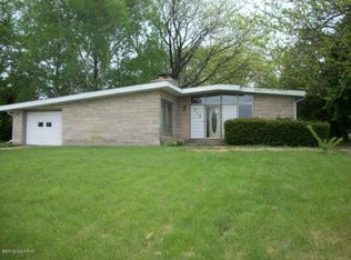 719 N 3rd St, Burr Oak, MI 49030
