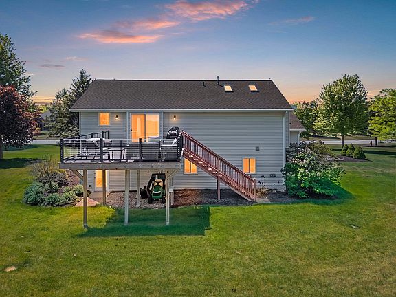 2nd image of 3054 Seafarer Way
