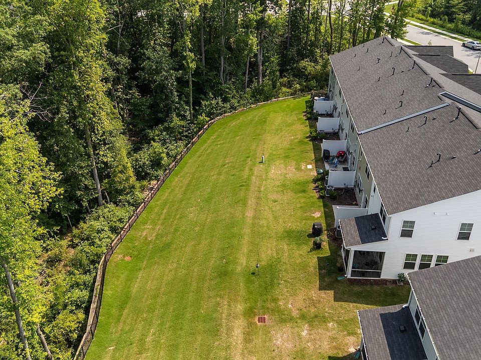 1st image of 156 Velvet Ridge Way