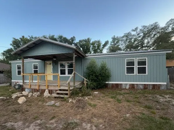 1704 Cypress St NE, Steinhatchee, FL 32359