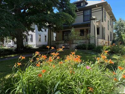 1018 W College Ave, Jacksonville, IL, 62650